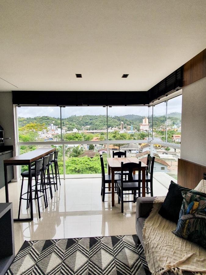 Apartamento Ao Lado Da Vila Germanica Blumenau Eksteriør billede